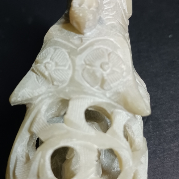 2.5" Hand Carved Soap Stone Elephant Figure With baby Inside - Picture 9 of 10